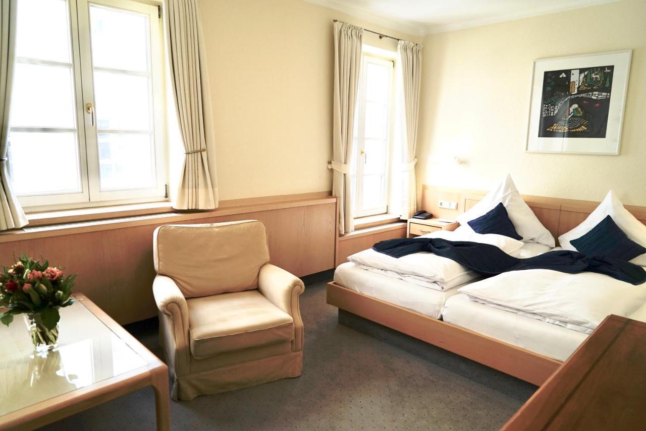 Hotel Alte Post ميندلهايم المظهر الخارجي الصورة